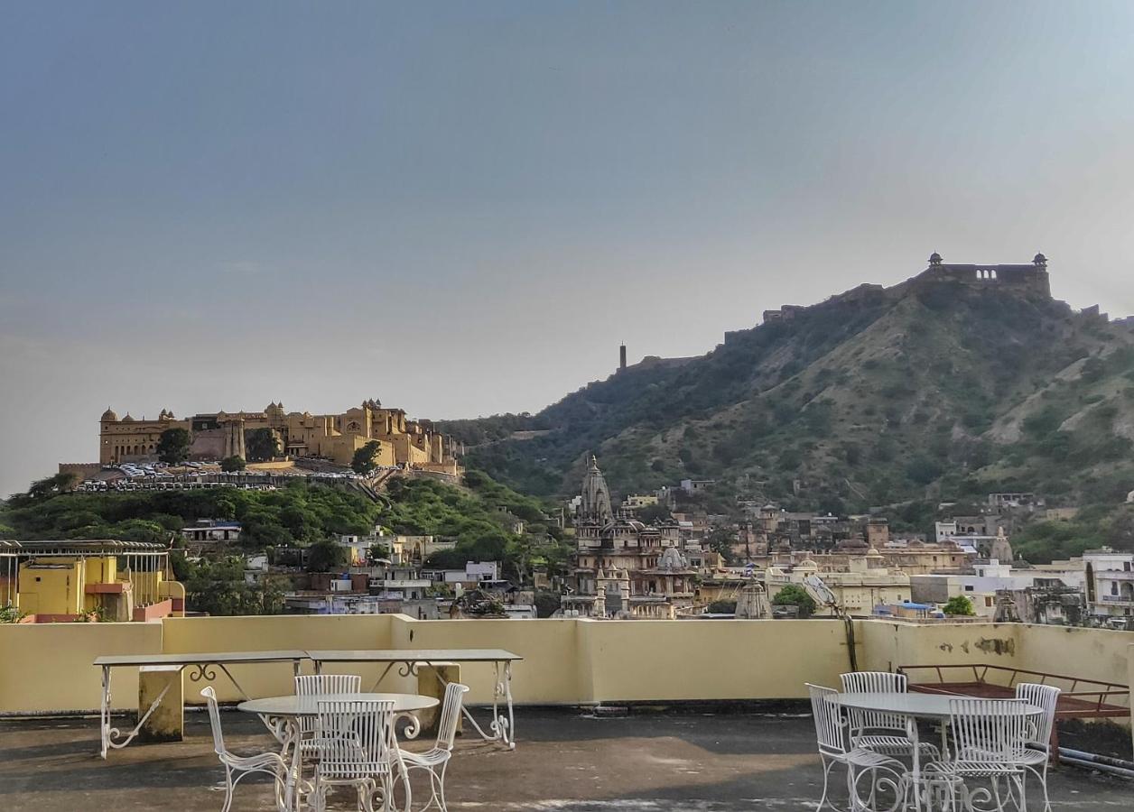 Adhbhut Hotel Τζαϊπούρ Εξωτερικό φωτογραφία