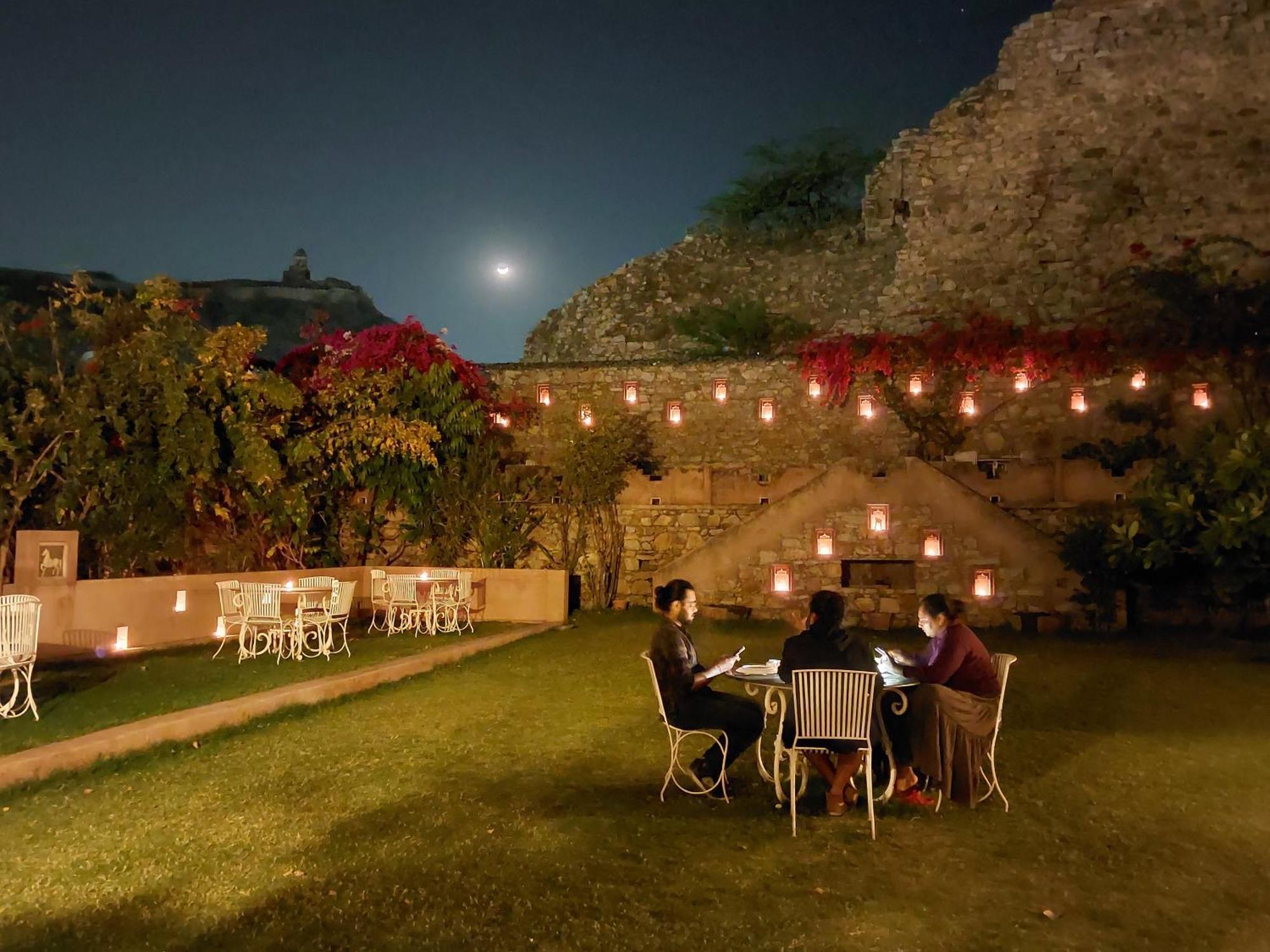 Adhbhut Hotel Τζαϊπούρ Εξωτερικό φωτογραφία