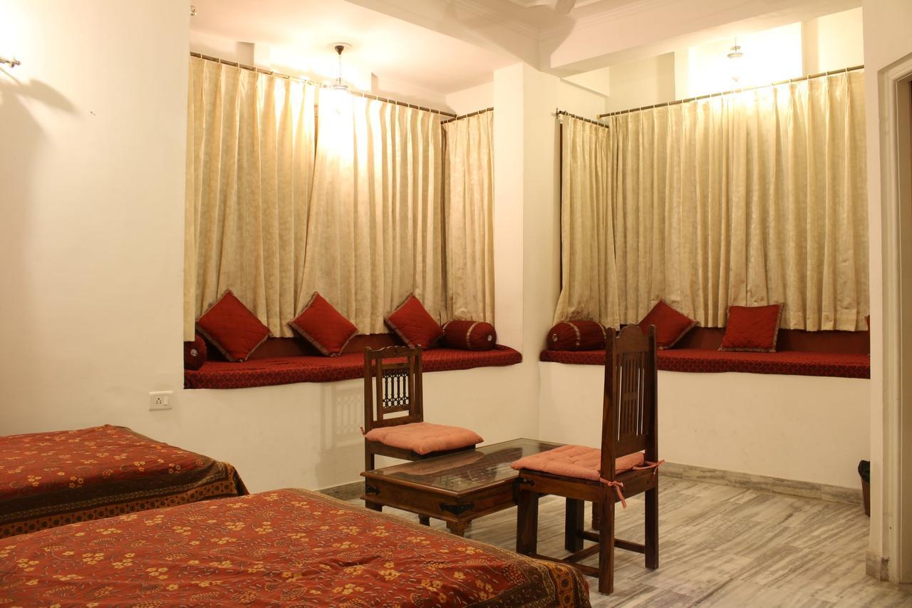 Adhbhut Hotel Τζαϊπούρ Εξωτερικό φωτογραφία